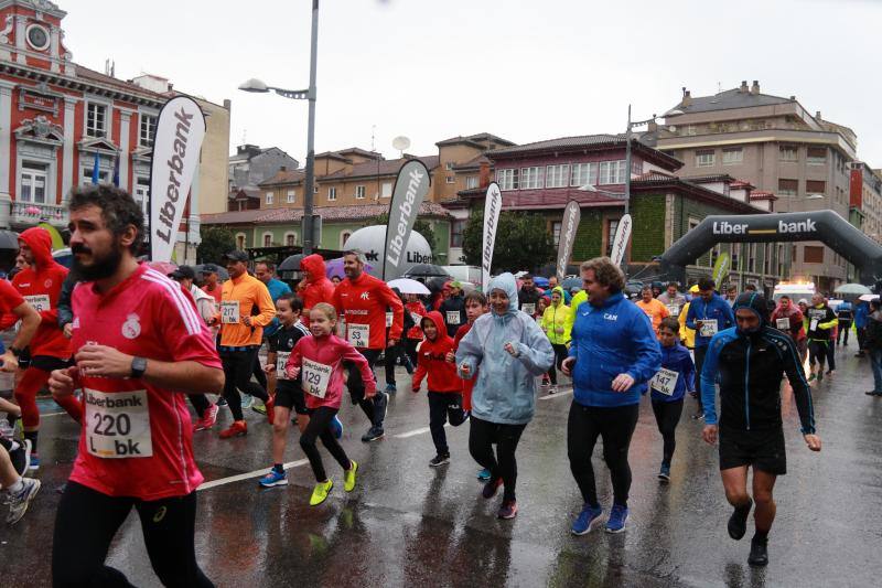 500 personas participaron, este domingo, en la carrera que tenía el objetivo de recaudar fondos para seguir investigando esta enfermedad.