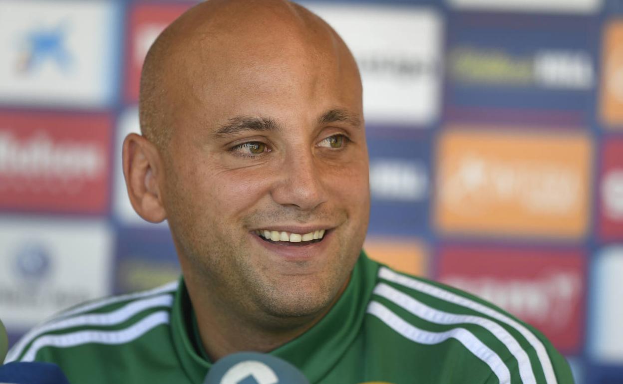 Javi Rozada, entrenador del Real Oviedo. 