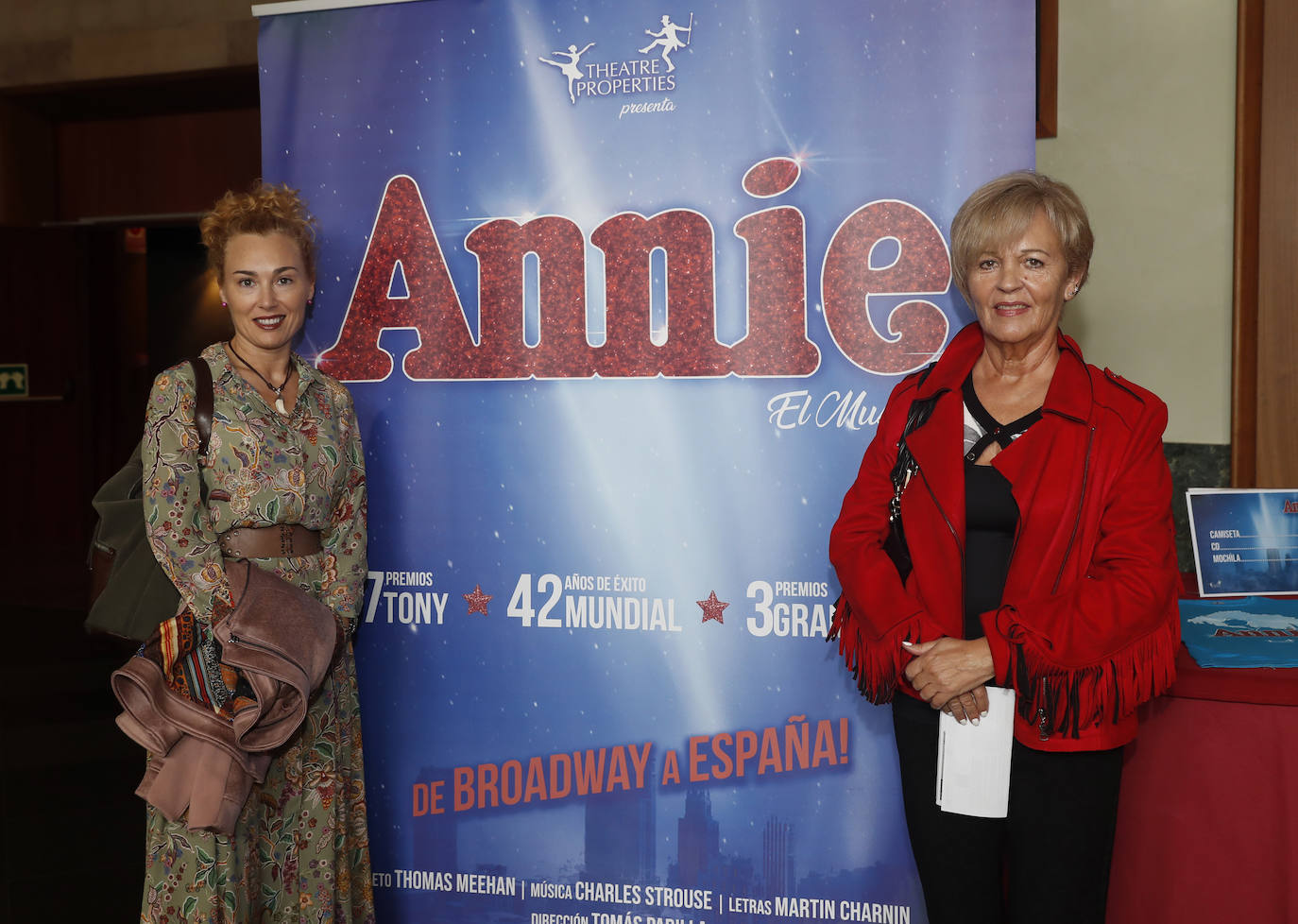 Silvia Ullaú, coreógrafa, actriz, bailarina, cantante y directora actoral, es Grace en 'Annie', que se representa en el teatro de la Laboral.