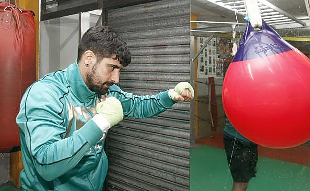 Imagen principal - La otra &#039;lucha&#039; de un campéon de España