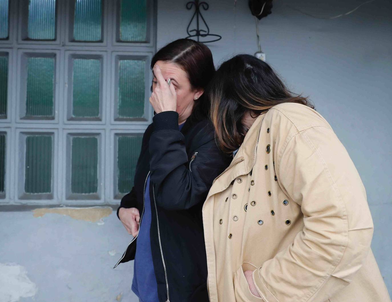 El propietario de una de la vivienda entregó las llaves a la comisión judicial sin oponer resistencia