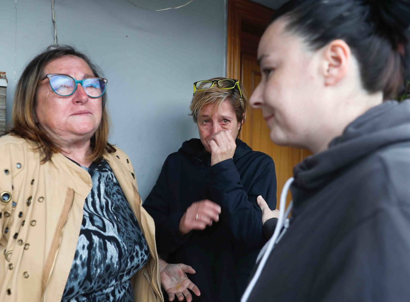 El propietario de una de la vivienda entregó las llaves a la comisión judicial sin oponer resistencia