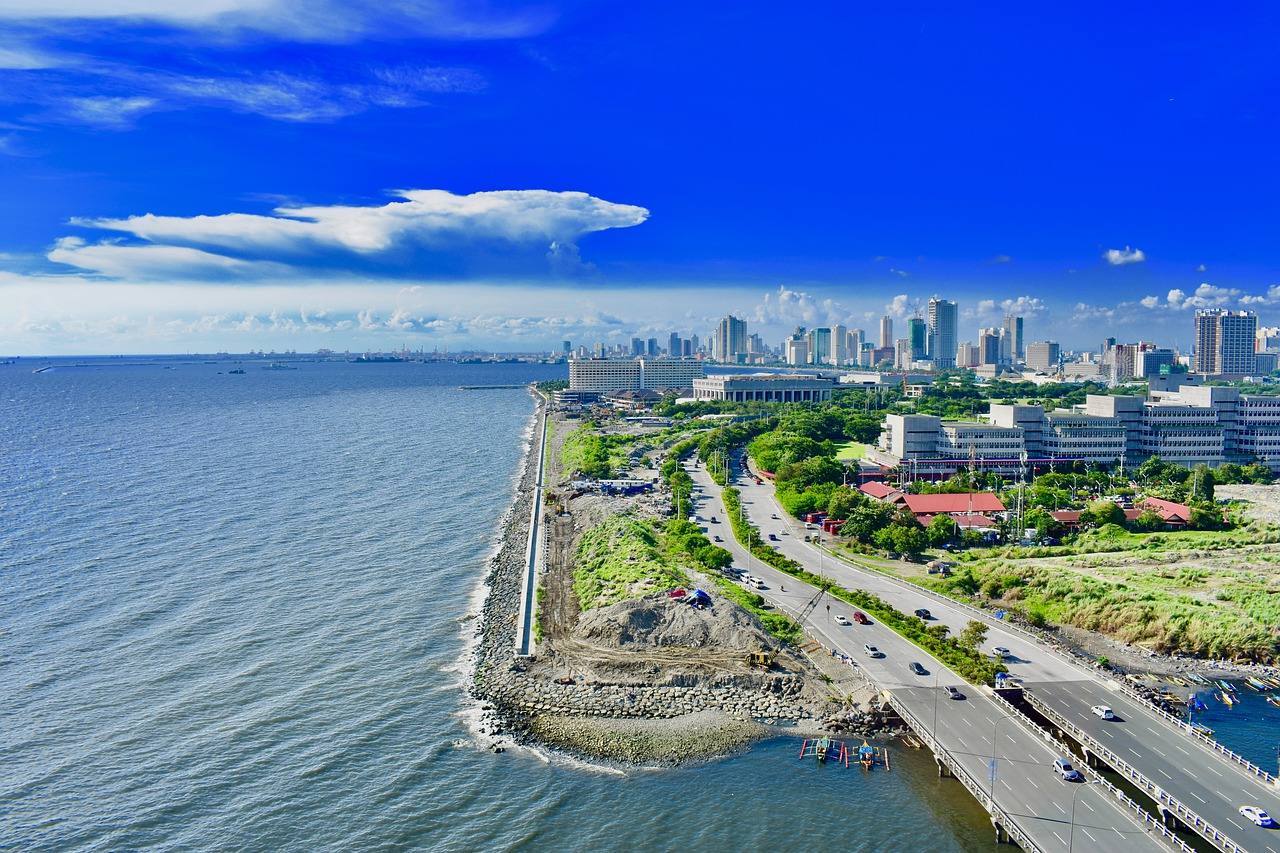 Manila (Filipinas) | El cambio climático puede agravar las grandes inundaciones que ha sufrido la ciudad. Las extremas condiciones meteorológicas propician la presencia cada vez mayor de de tifones en la zona.