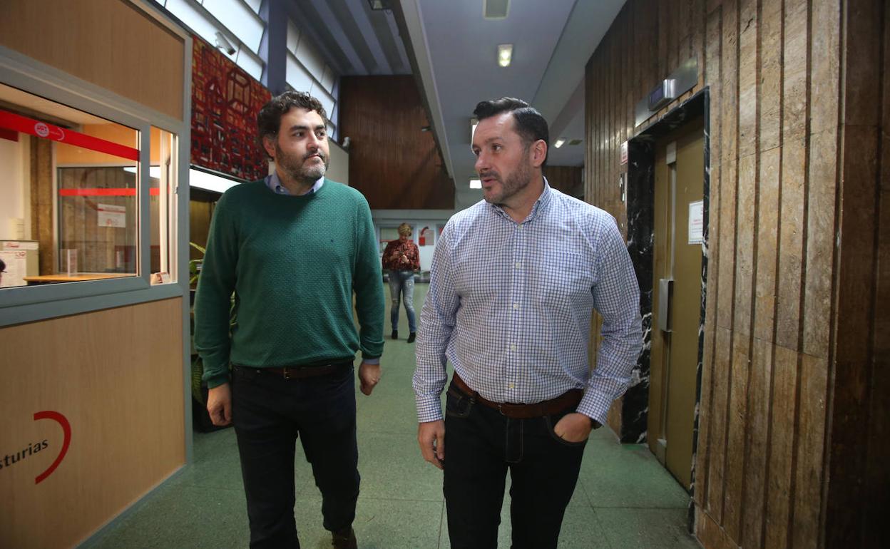El eurodiputado Jonás Fernández y el secretario general de UGT en Asturias, Javier Fernández Lanero. 