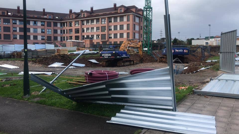 Fotos: La borrasca &#039;Amelie&#039; causa daños materiales en Gijón