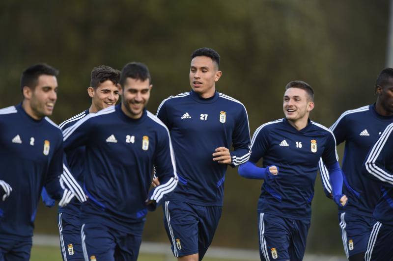 Los jugadores se ejercitaron este lunes para tratar de conseguir los tres puntos en la próxima jornada ante el Huesca 