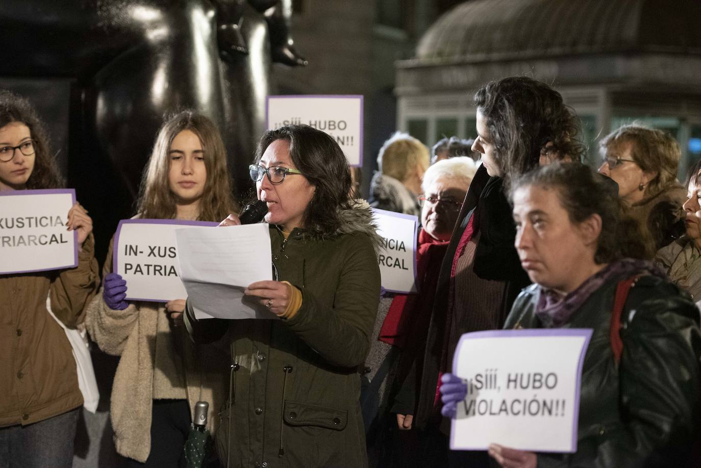 Los colectivos feministas de la región han convocado manifestaciones de repulsa contra la sentencia de la 'manada' de Manresa en varias localidades como Gijón, Oviedo, Mieres, Piedras Blancas,Pola de Laviana o Cangas de Onís. 