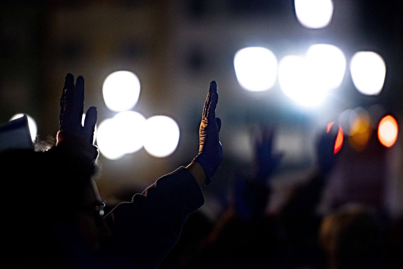 Los colectivos feministas de la región han convocado manifestaciones de repulsa contra la sentencia de la 'manada' de Manresa en varias localidades como Gijón, Oviedo, Mieres, Piedras Blancas,Pola de Laviana o Cangas de Onís. 