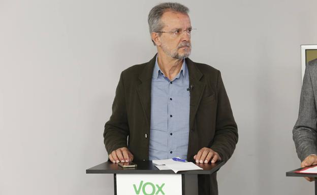 El cabeza de lista de Vox al Senado por Asturias, Francisco Benavente. 