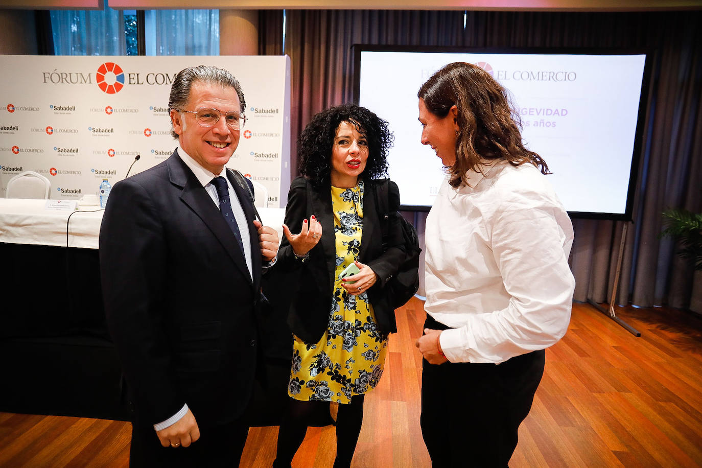 El Fórum de EL COMERCIO, organizado en colaboración con el Banco Sabadell, ha contado con las expertas en la materia, Sonia Bosch, de Banco Sabadell, y la profesora Inmaculada Domínguez.