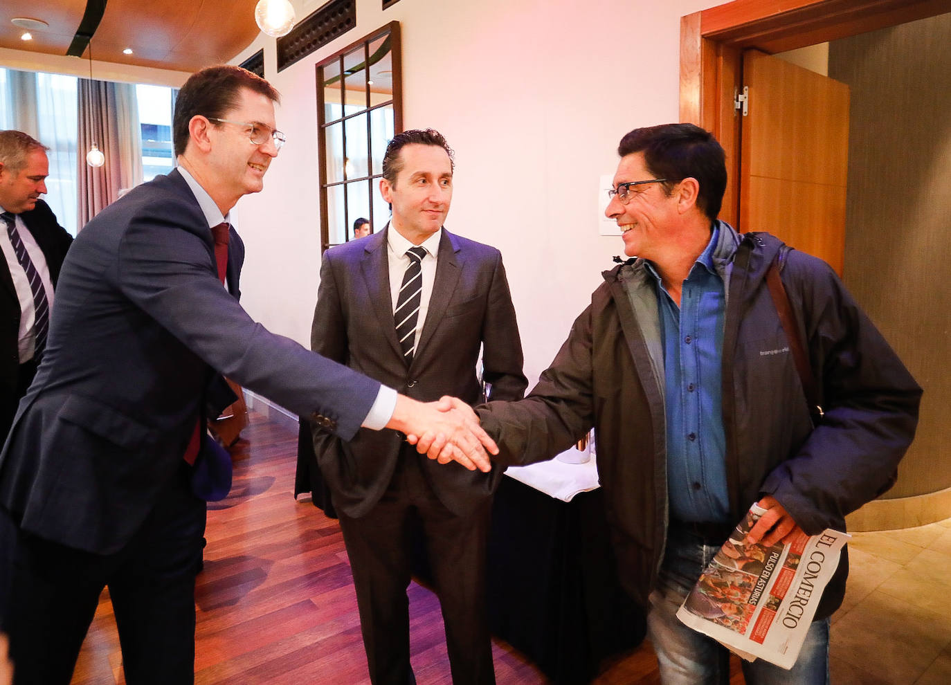 El Fórum de EL COMERCIO, organizado en colaboración con el Banco Sabadell, ha contado con las expertas en la materia, Sonia Bosch, de Banco Sabadell, y la profesora Inmaculada Domínguez.