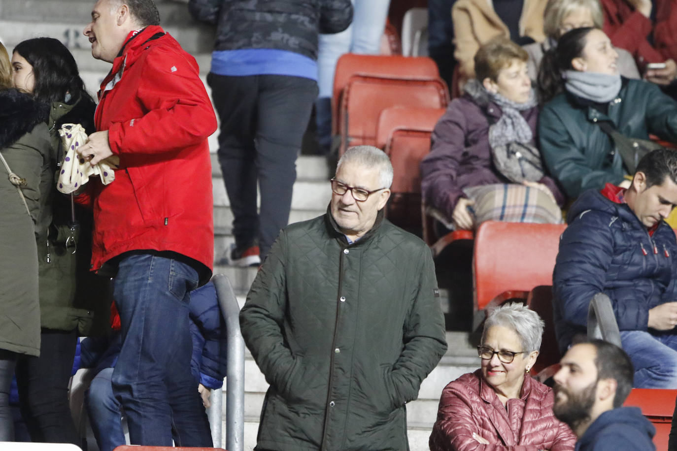 ¿Estuviste este sábado en El Molinón en el partido Sporting - Numancia? ¡Búscate en nuestra galería de imágenes! 