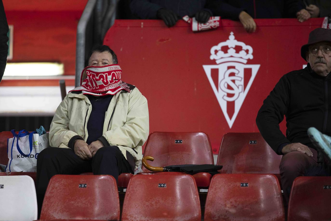 ¿Estuviste este sábado en El Molinón en el partido Sporting - Numancia? ¡Búscate en nuestra galería de imágenes! 