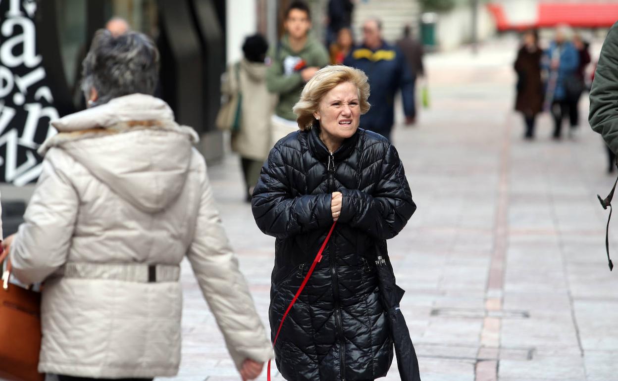 Oviedo se prepara para lo peor del temporal