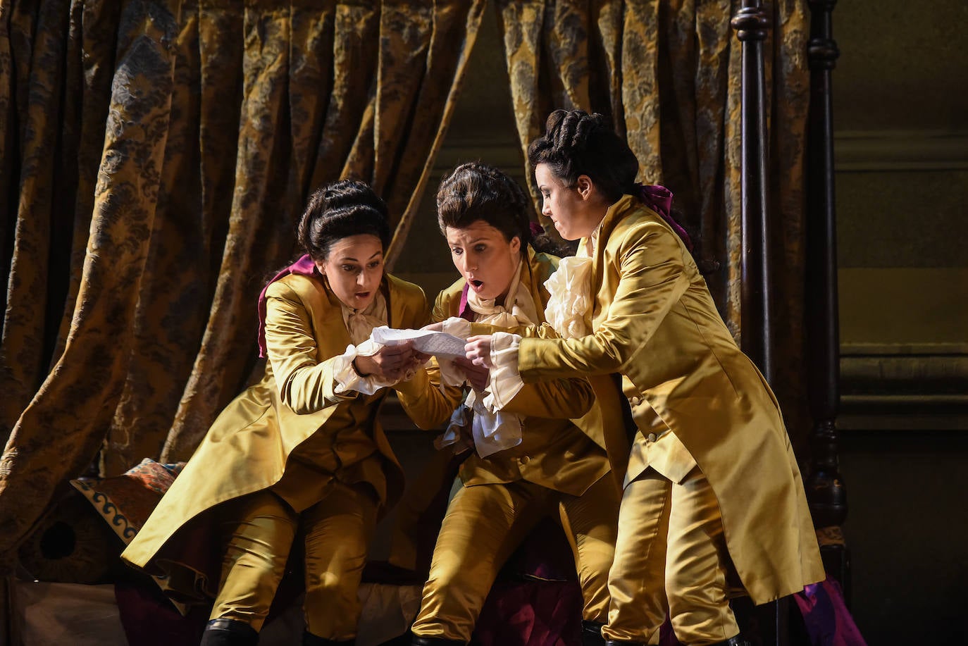 Fotos: &#039;Un baile de máscaras&#039; de Verdi en el Campoamor