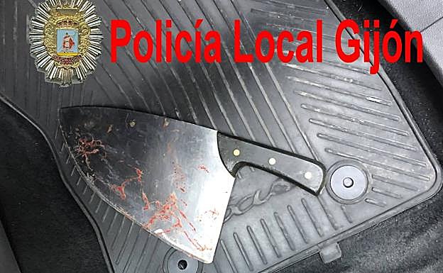 Fotografía del arma con la que se produjo la agresión.