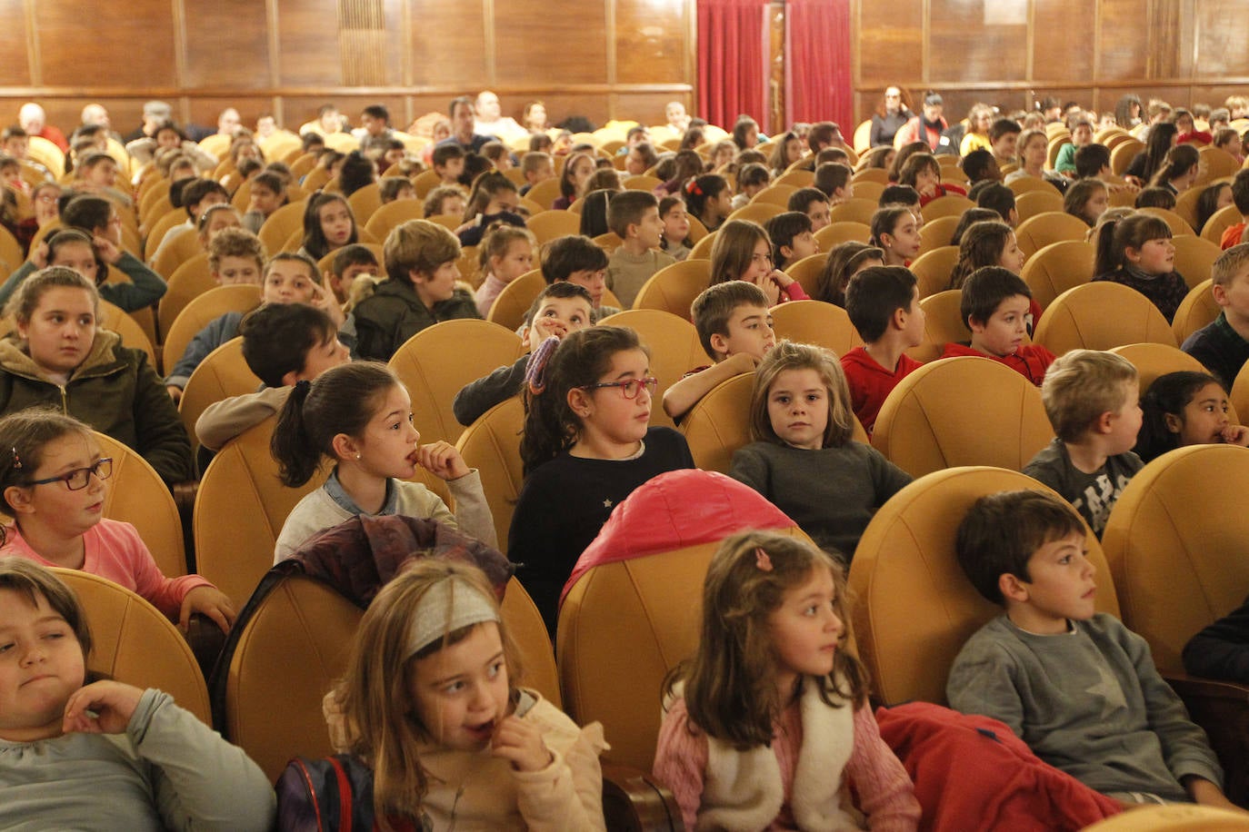 Más de 15.000 niños y jóvenes participan en las sesiones escolares de la sección germen del FICX, que cuenta cada año con el apoyo del diario EL COMERCIO