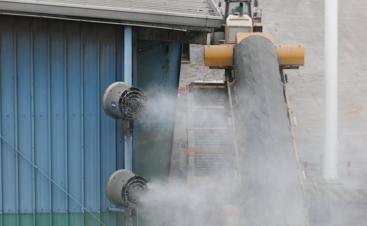 Nebulizadores en el Puerto de Avilés. 