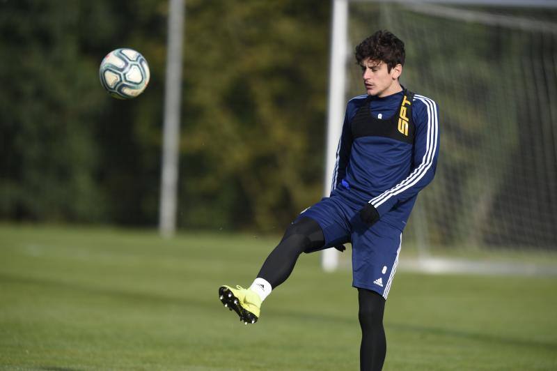 Los jugadores del Real Oviedo han preparado este jueves el encuentro contra Las Palmas. 