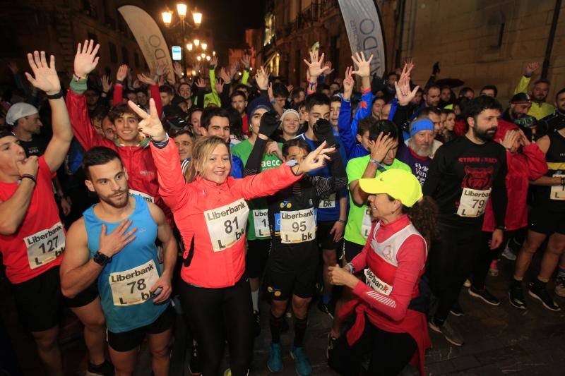 La ciudad de Oviedo acogió, este sábado, la carrera Oviedo Corre Contigo.