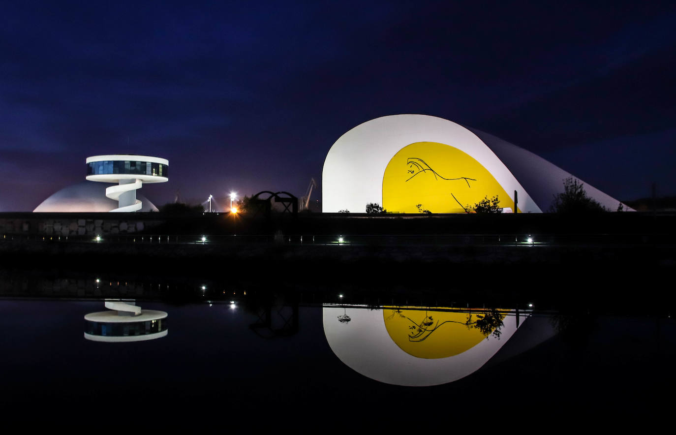 De Oriente a Occidente, entre playas y montañas, estas son algunas de las mejores escenas presentadas al concurso de fotografía 'Escenas de Asturias' de EL COMERCIO con el patrocinio de El Gaitero 