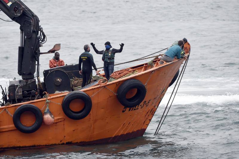 Fotos: El primer narcosubmarino llegó a la costa asturiana