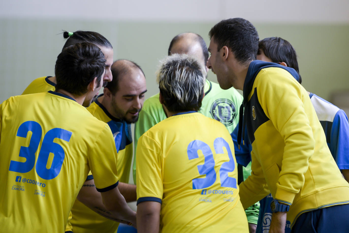 El polideportivo de Teatinos acogió un partido de fútbol sala para dar visibilidad y normalizar la enfermedad mental