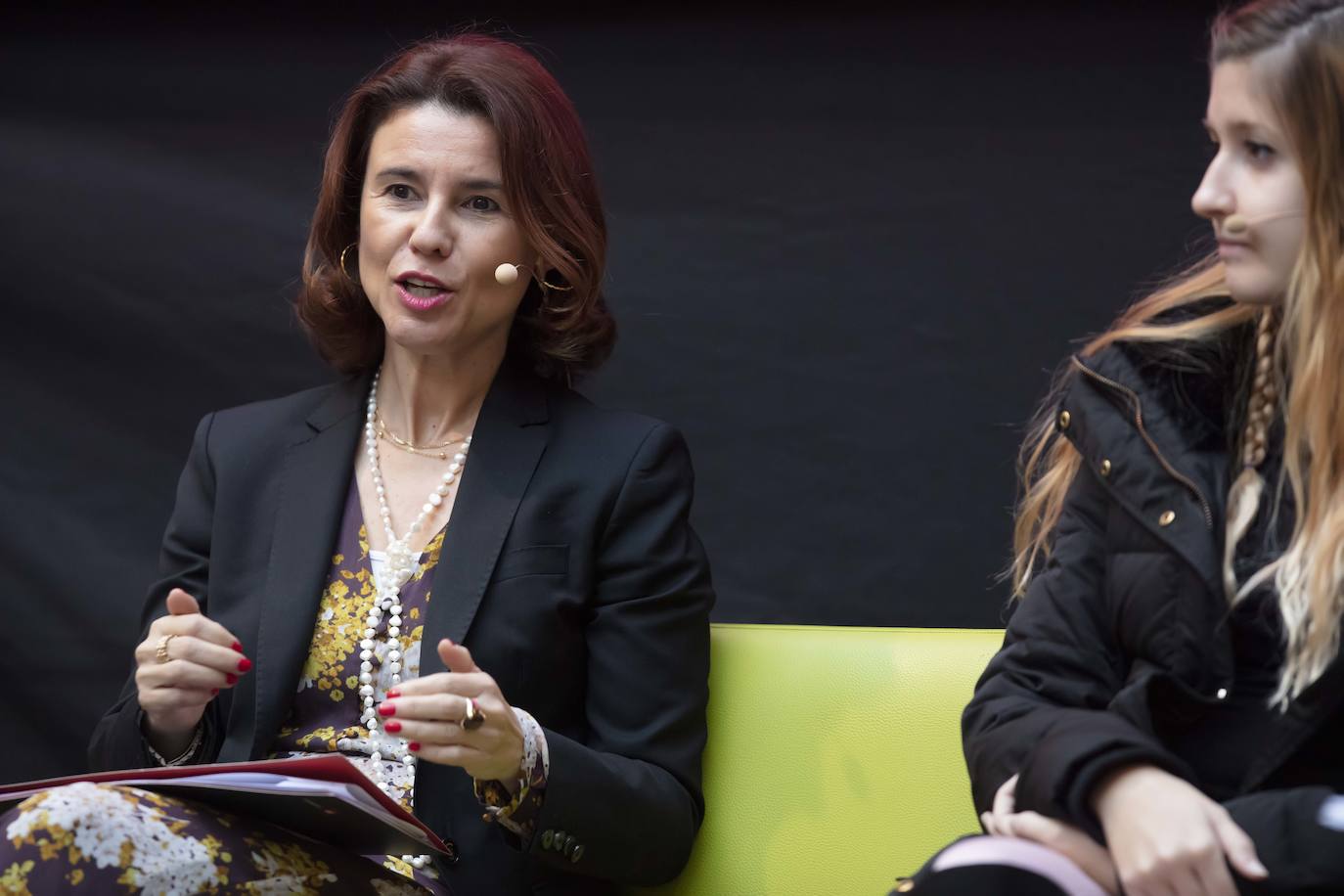 La directora general de Igualdad del Principado, Nuria Varela, ha sido la encargada de abrir la jornada Futuro en Femenino organizada en Gijón por EL COMERCIO.