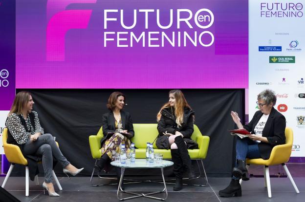 «Con las cuotas, mujeres cualificadas llegan donde había hombres mediocres»