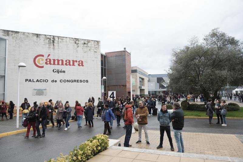 El recinto ferial Luis Adaro de Gijón ha acogido las pruebas para cubrir 166 plazas del Sespa a las que se han presentado 3.890 personas, algo más del 63% de los inscritos.