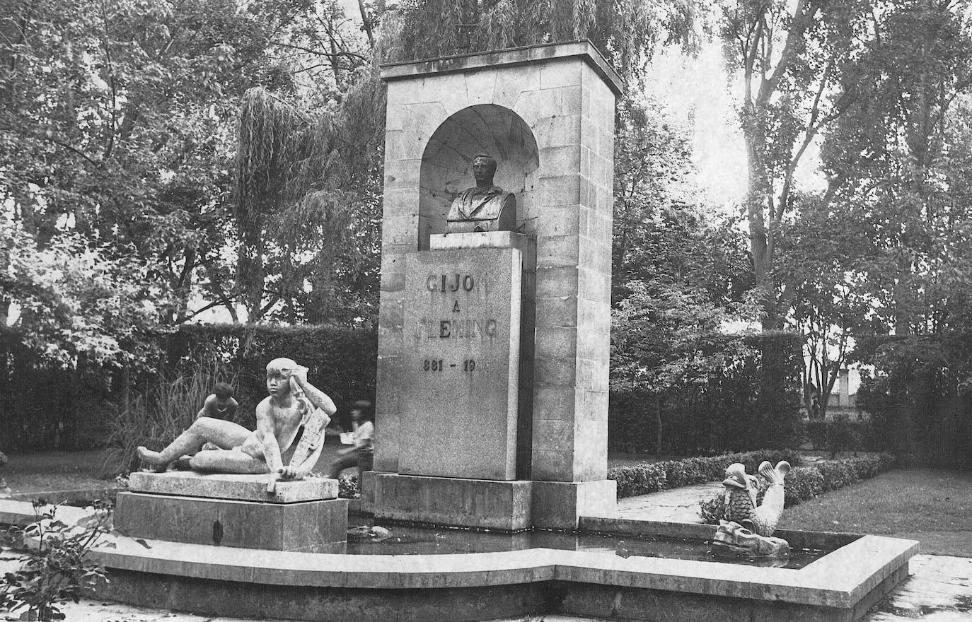 El parque de Isabel la Católica de Gijón va a ser reformado en 2020 y ganará 12.000 metros cuadrados. Pero este emblemático lugar no siempre ha sido tal y como lo conocemos. Así era hace años: 