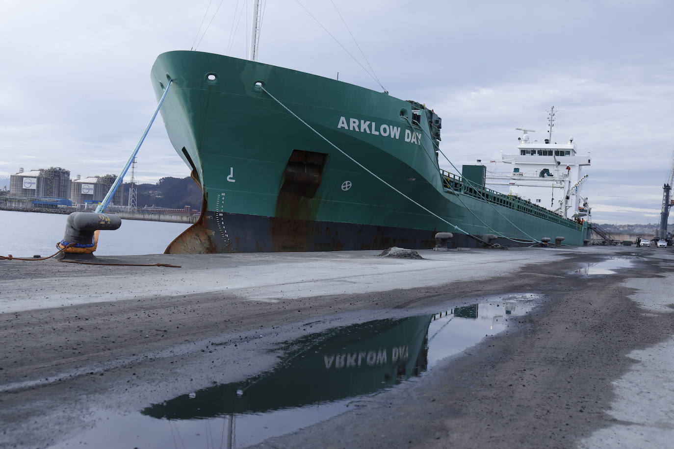 Fotos: Trabajos de reparación del &#039;Arklow Day&#039; en El Musel