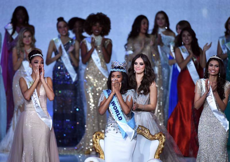 La candidata de Jamaica, Toni-Ann Singh, fue coronada hoy, sábado, como la nueva Miss Mundo 2019, en una ceremonia celebrada en la ciudad de Londres.