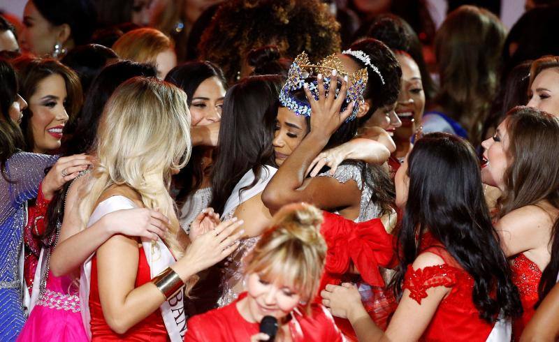 La candidata de Jamaica, Toni-Ann Singh, fue coronada hoy, sábado, como la nueva Miss Mundo 2019, en una ceremonia celebrada en la ciudad de Londres.