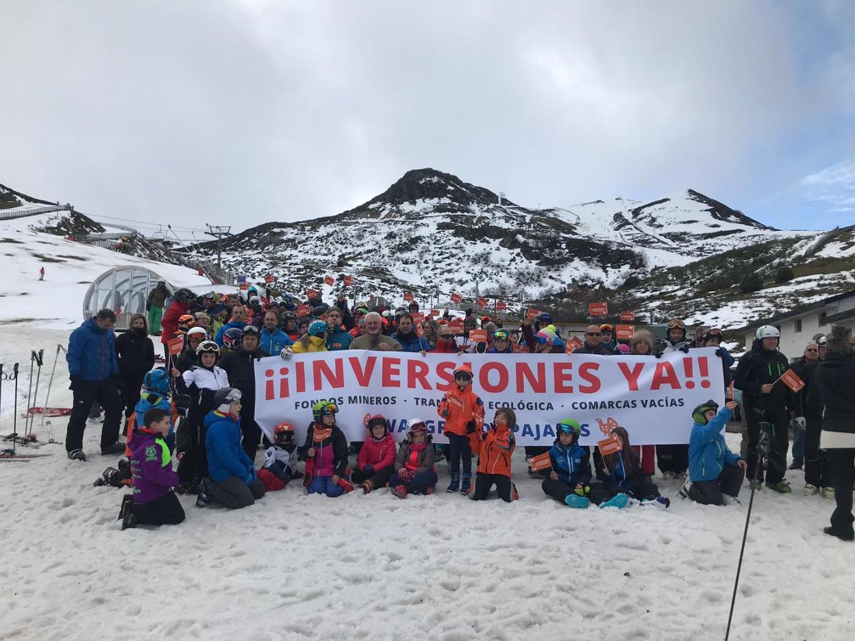 Nueva protesta de esquiadores en la estación de Valgrande-Pajares. 