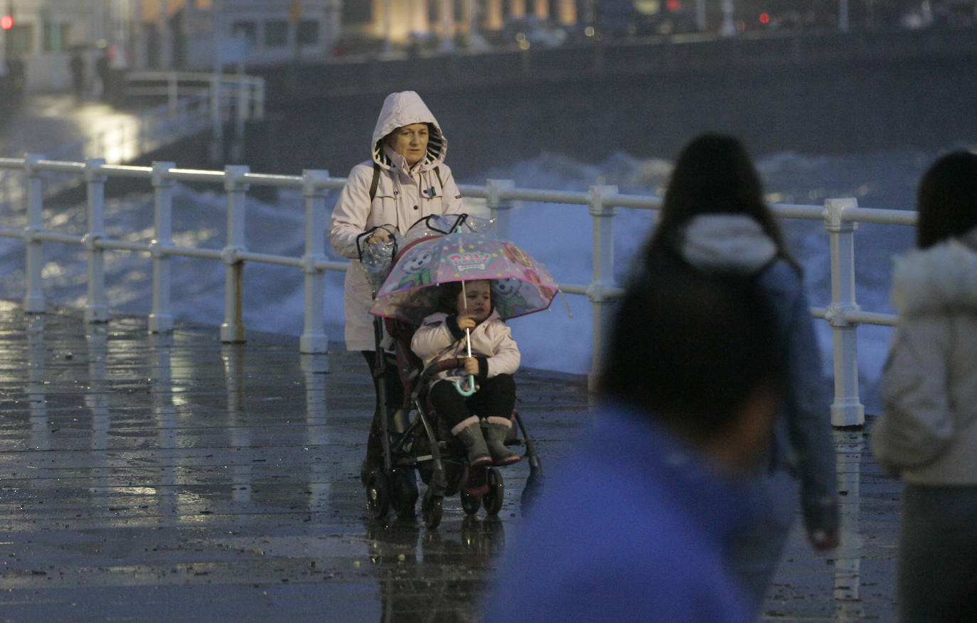 Fotos: Las imágenes que deja el temporal en Asturias