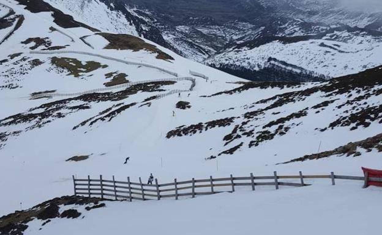 Asturias buscará fondos de transición energética para la estación de Pajares