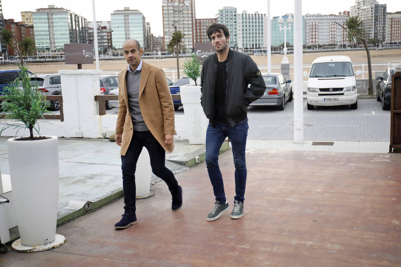 Los jugadores y las jugadoras del Sporting han compartido con la directiva la tradicional comida de Navidad en un hotel de Gijón.