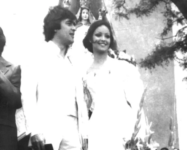 Patix Andion y Amparo Muñoz el día de su boda.