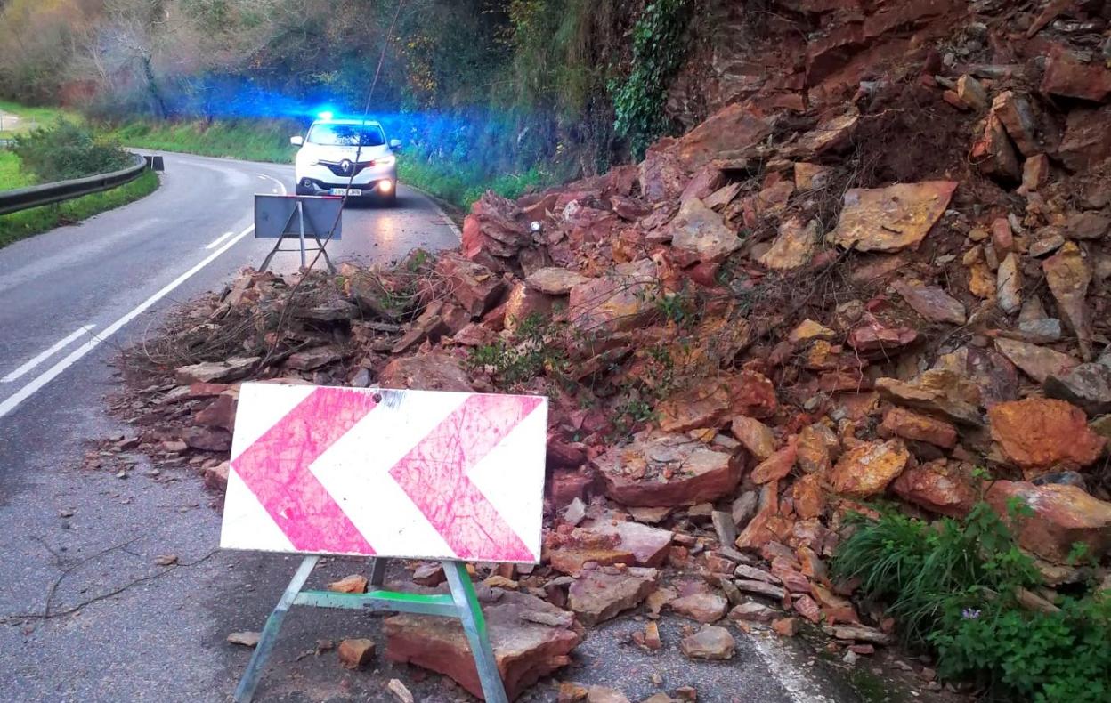 Argayu de la AS-379, en la zona de San Antolín de Bedón. 