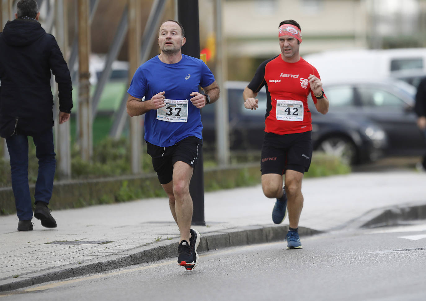 Se celebra la séptima edición de esta prueba cuyos beneficios irán destinados a la Residencia Parroquial de Ancianos de Cimadevilla.