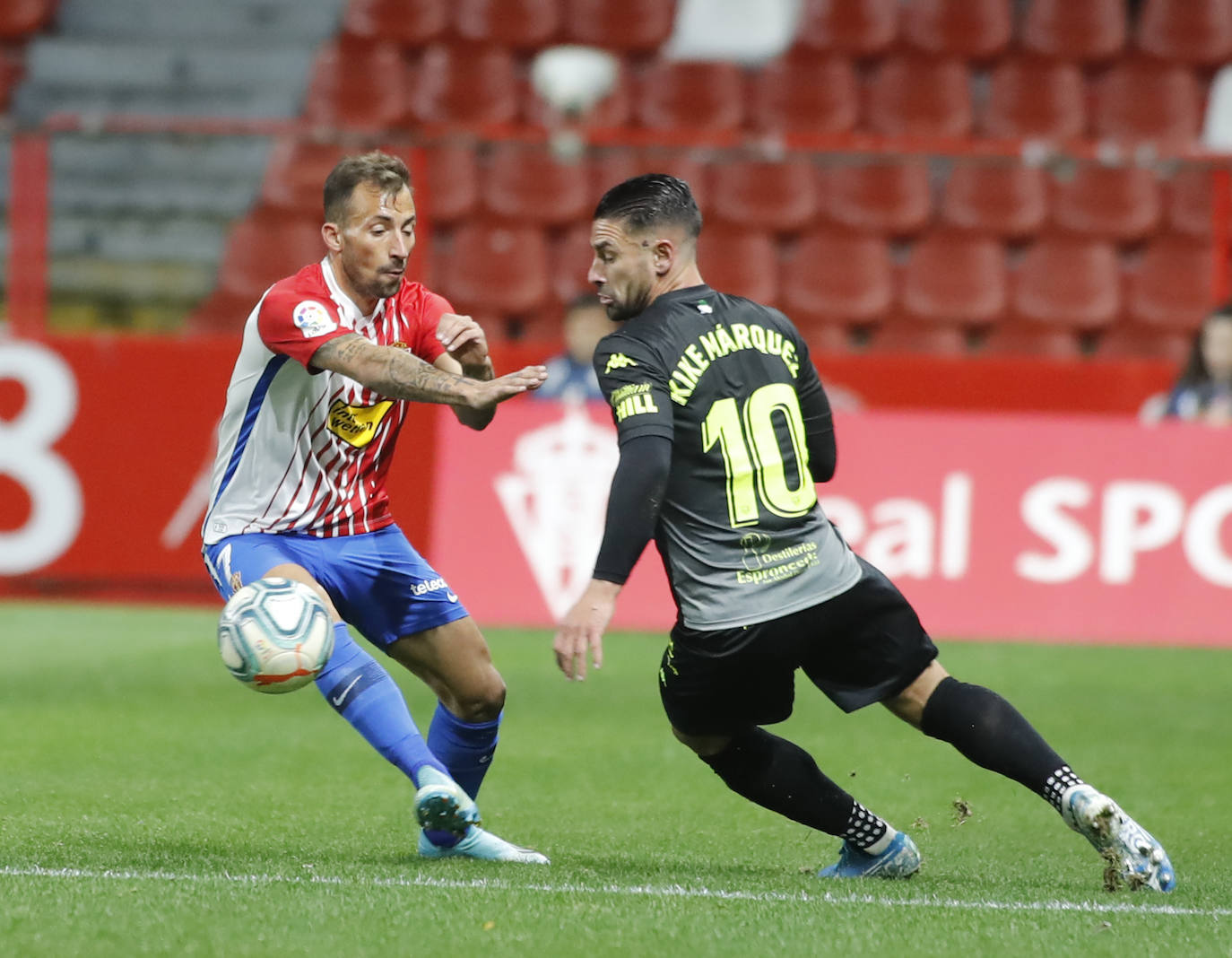 La derrota (0-1) enfureció a la afición local y aceleró la destitución de José Alberto como técnico rojiblanco. 