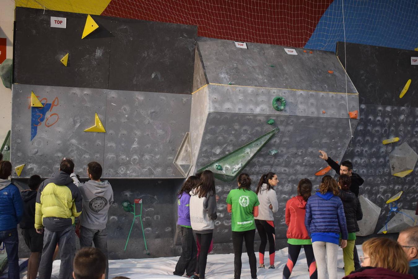 Fotos: ¿Estuviste en la final de la Copa de Asturias de escalada? ¡Búscate!