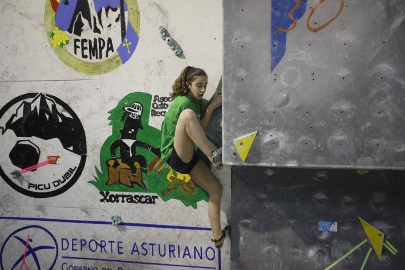 Fotos: ¿Estuviste en la final de la Copa de Asturias de escalada? ¡Búscate!