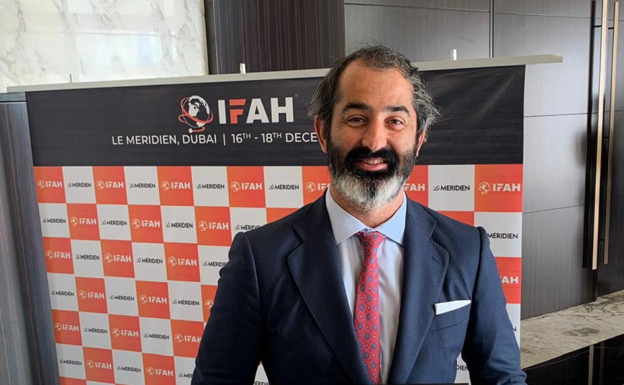 Nicolás Meana recibió el reconocimiento del Foro de Dubai. 