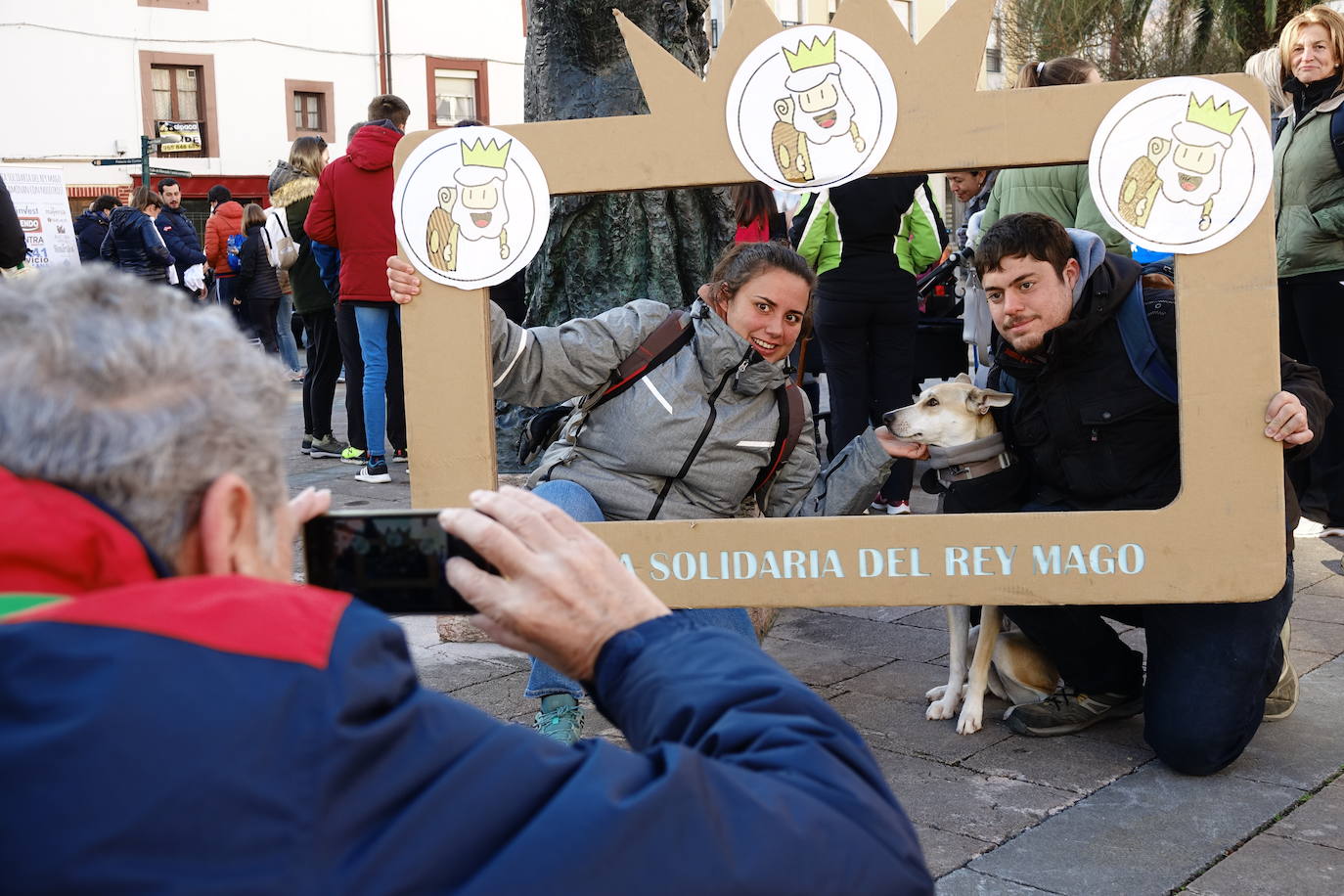 La cita solidaria se ha convertido en la más multitudinaria en la zona durante estas fechas de Navidad. 