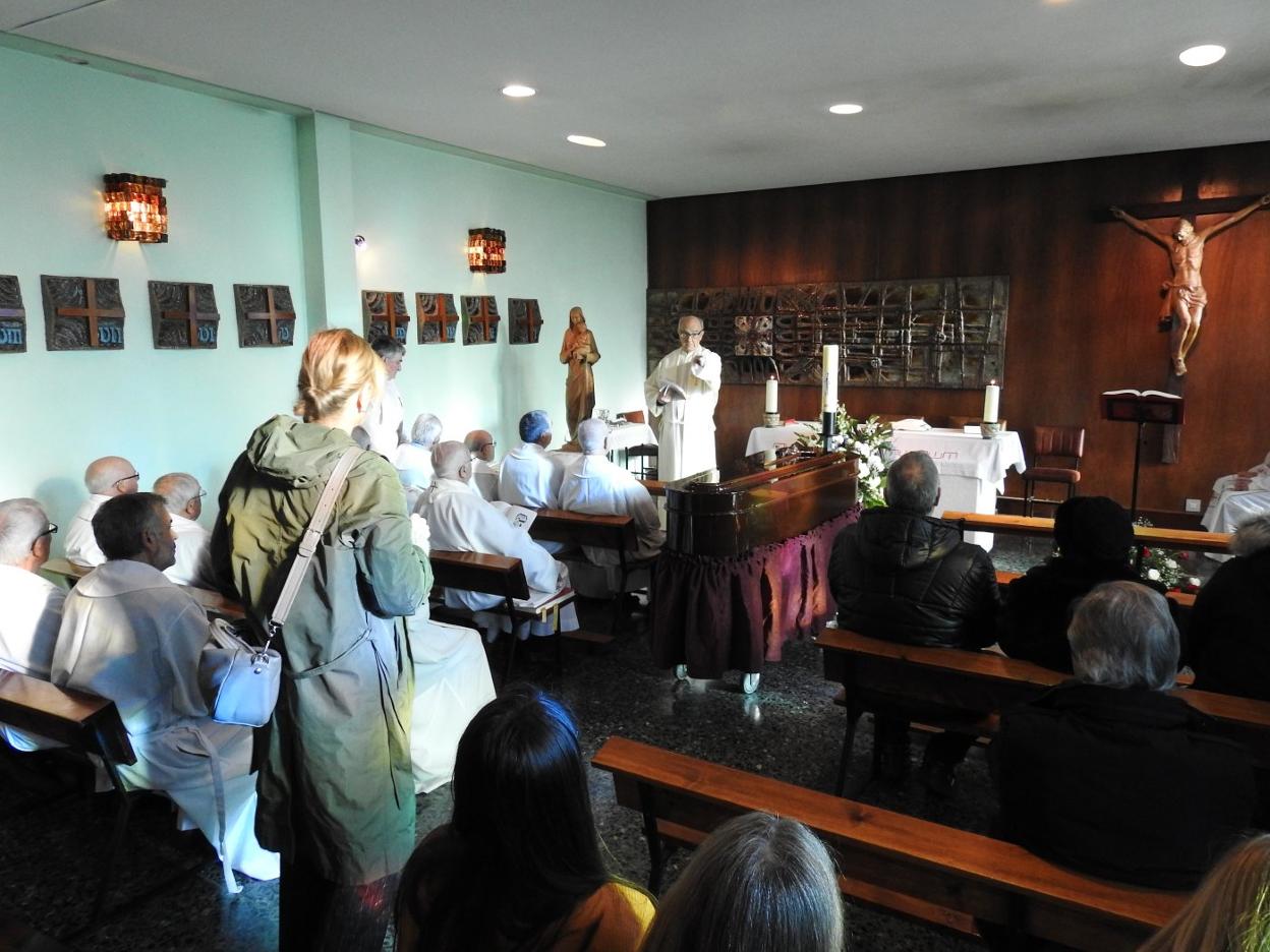 La capilla leonesa, durante el funeral. :: LEÓNNOTICIAS