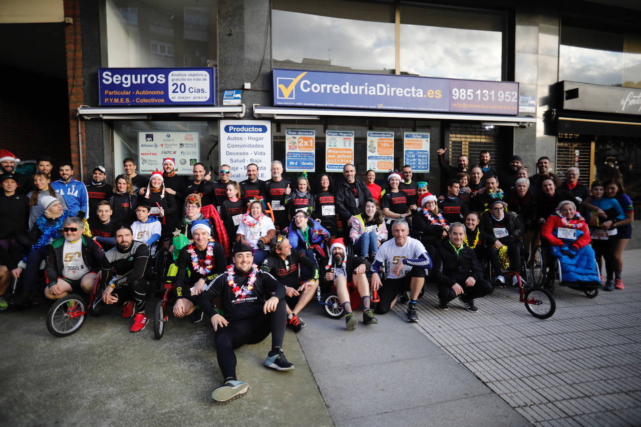 Fotos: Diversión en la San Silvestre de Gijón