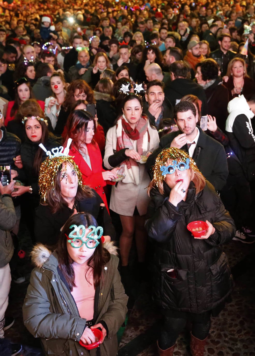 La salud y el ascenso del Sporting los deseos más repetidos 