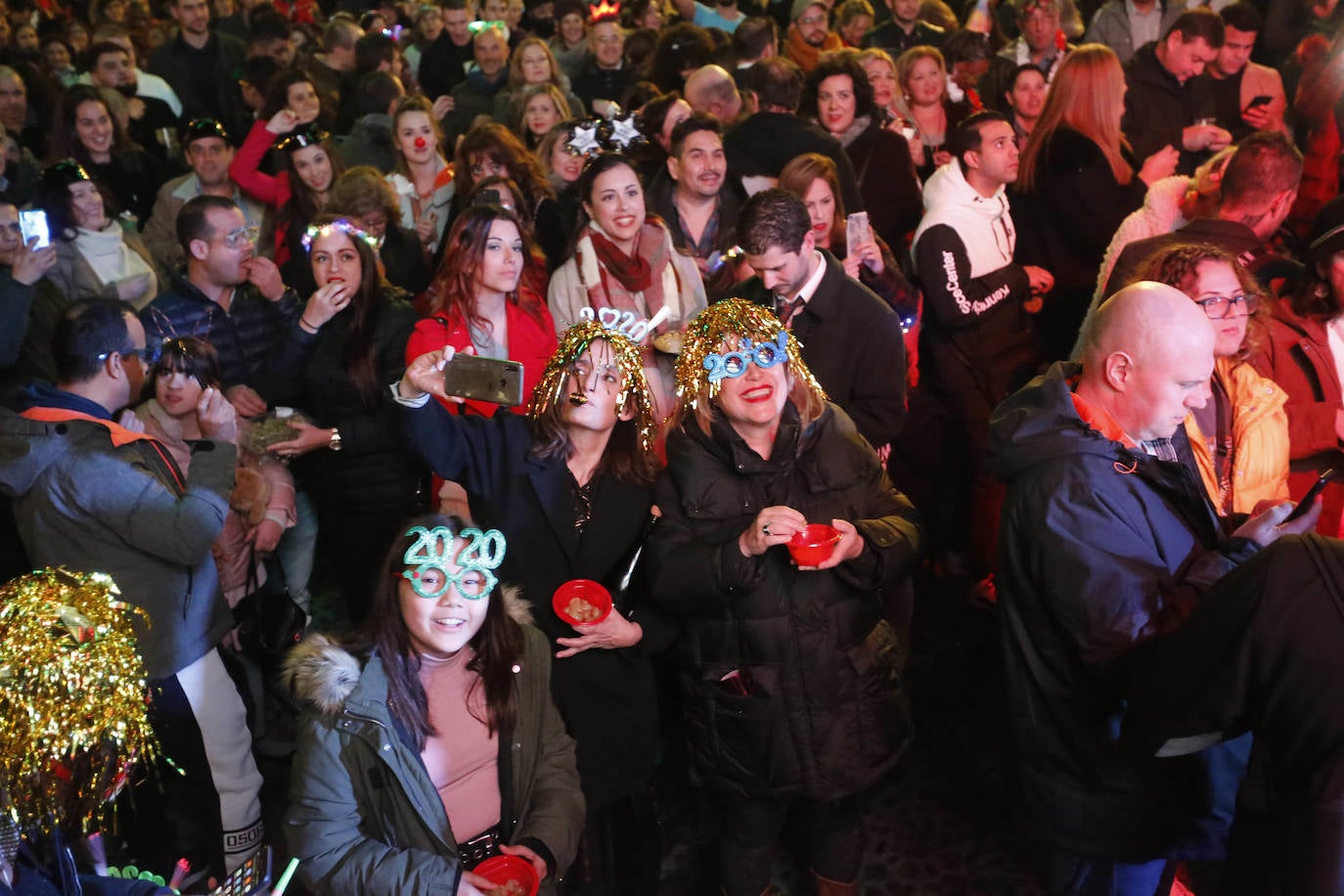 La salud y el ascenso del Sporting los deseos más repetidos 